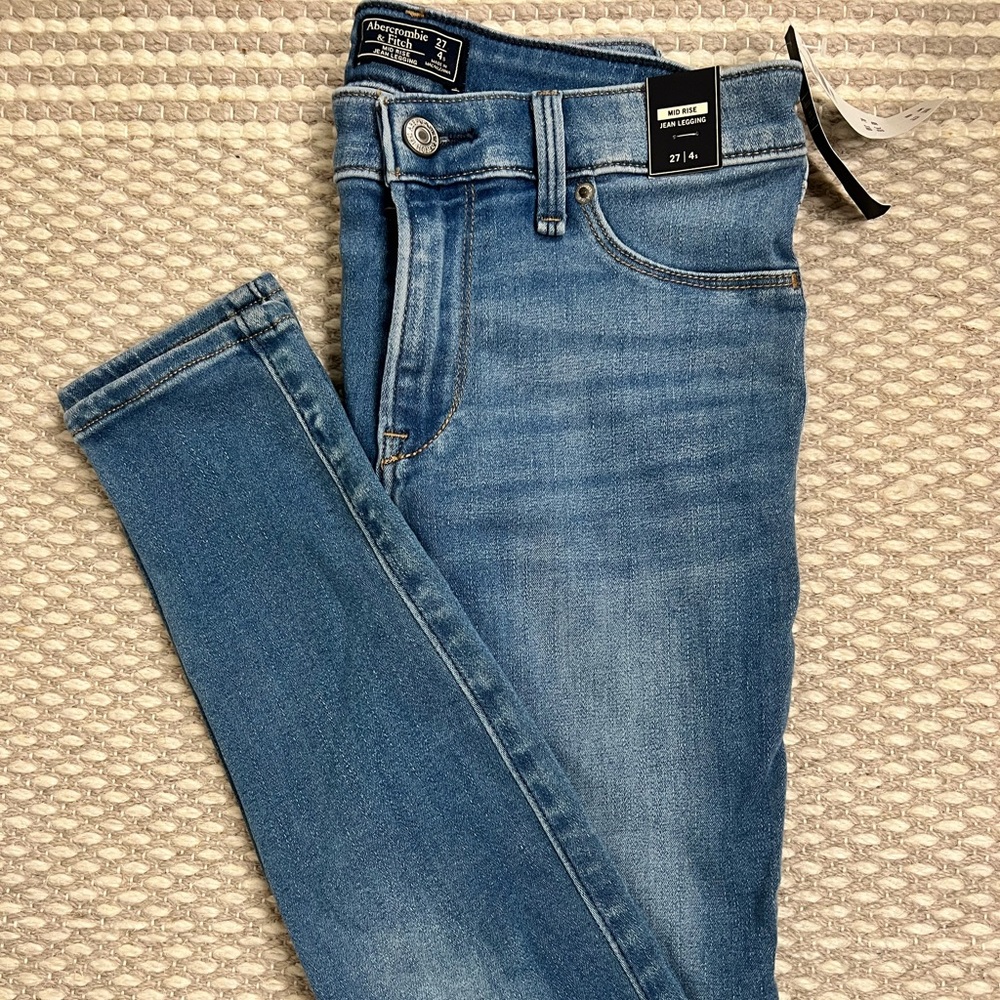 Abercrombie & Fitch Mid Rise Jeggings